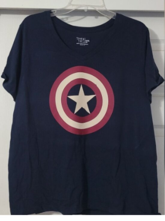 Gildan Tops - Made to Order Disney Marvel Captain America Tee